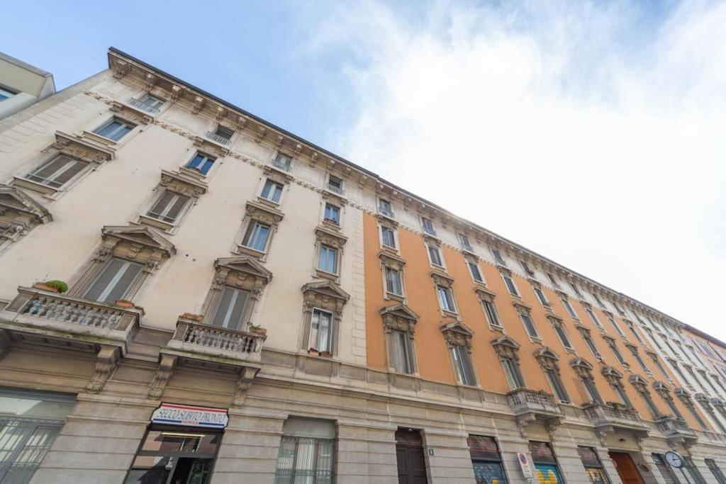 Milano Loft-Hosted By Sweetstay Exterior photo
